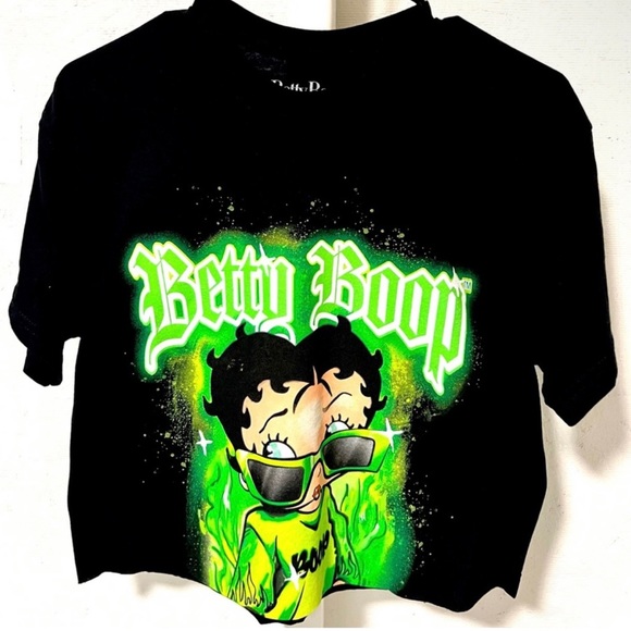 Boutique Tops - •Neon Green Betty Boop• Crop Top Crew Neck T-Shirt